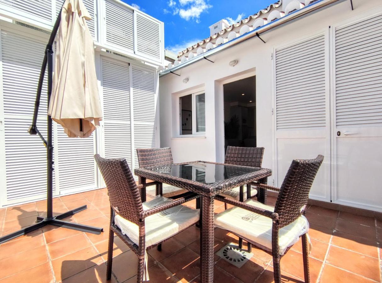 Edificio Duque Apartment Malaga Exterior photo